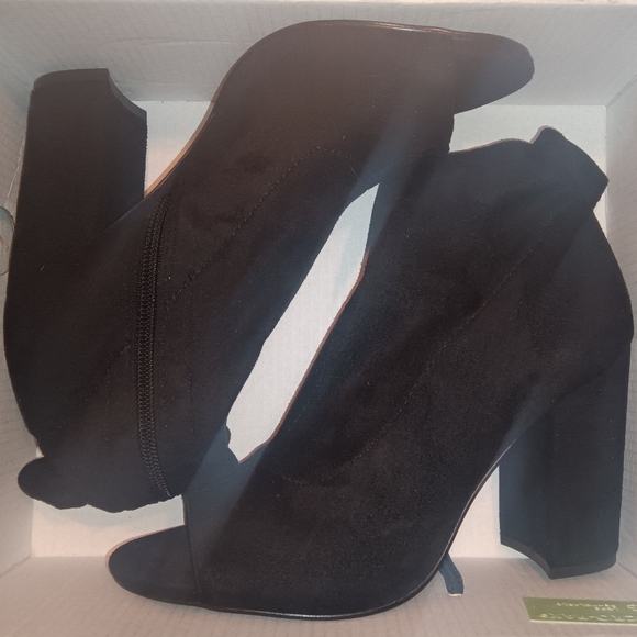 Open Toe Booties - Picture 3 of 5